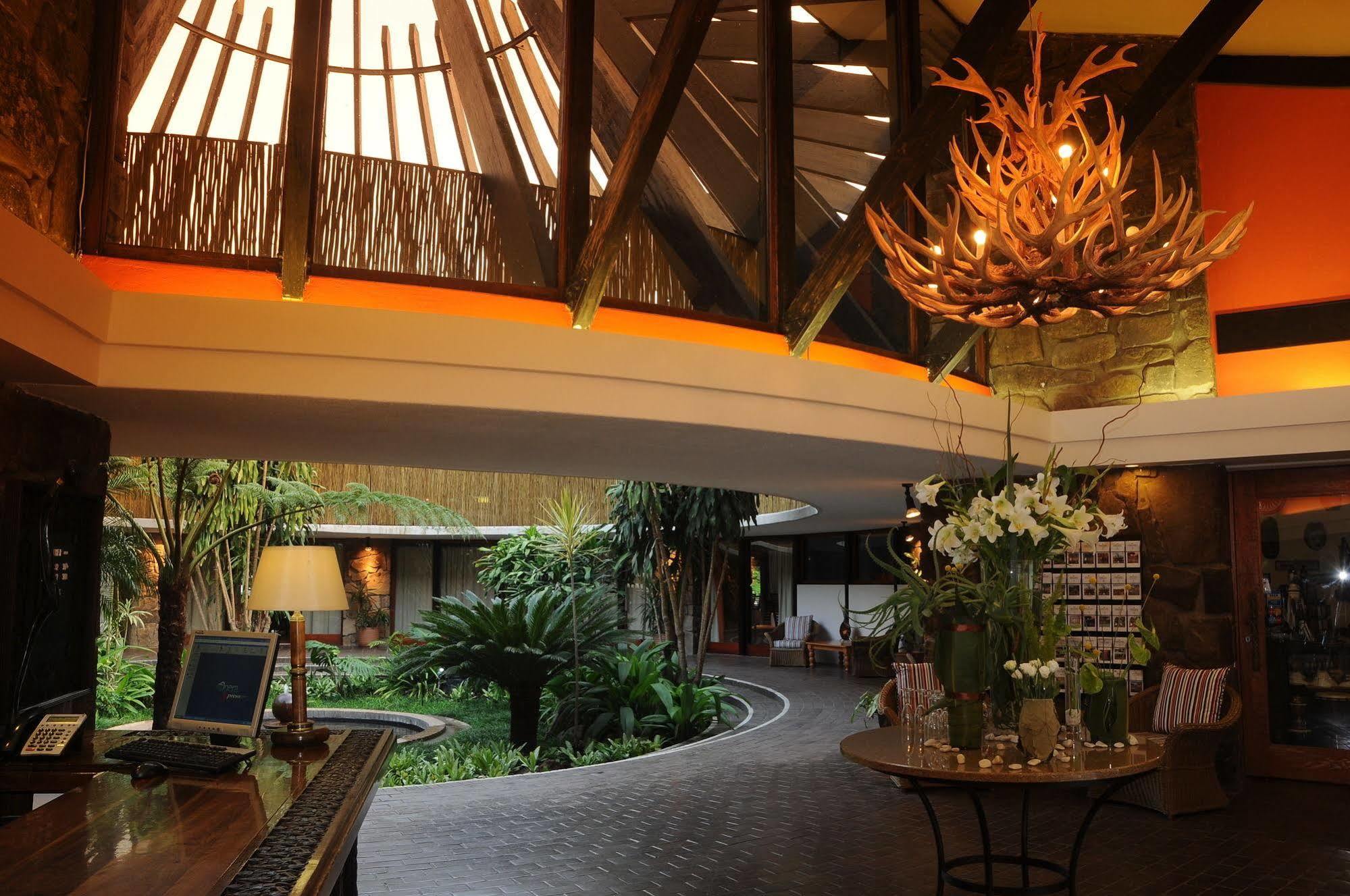 Protea Hotel Winkler Вайт-Рівер Екстер'єр фото
