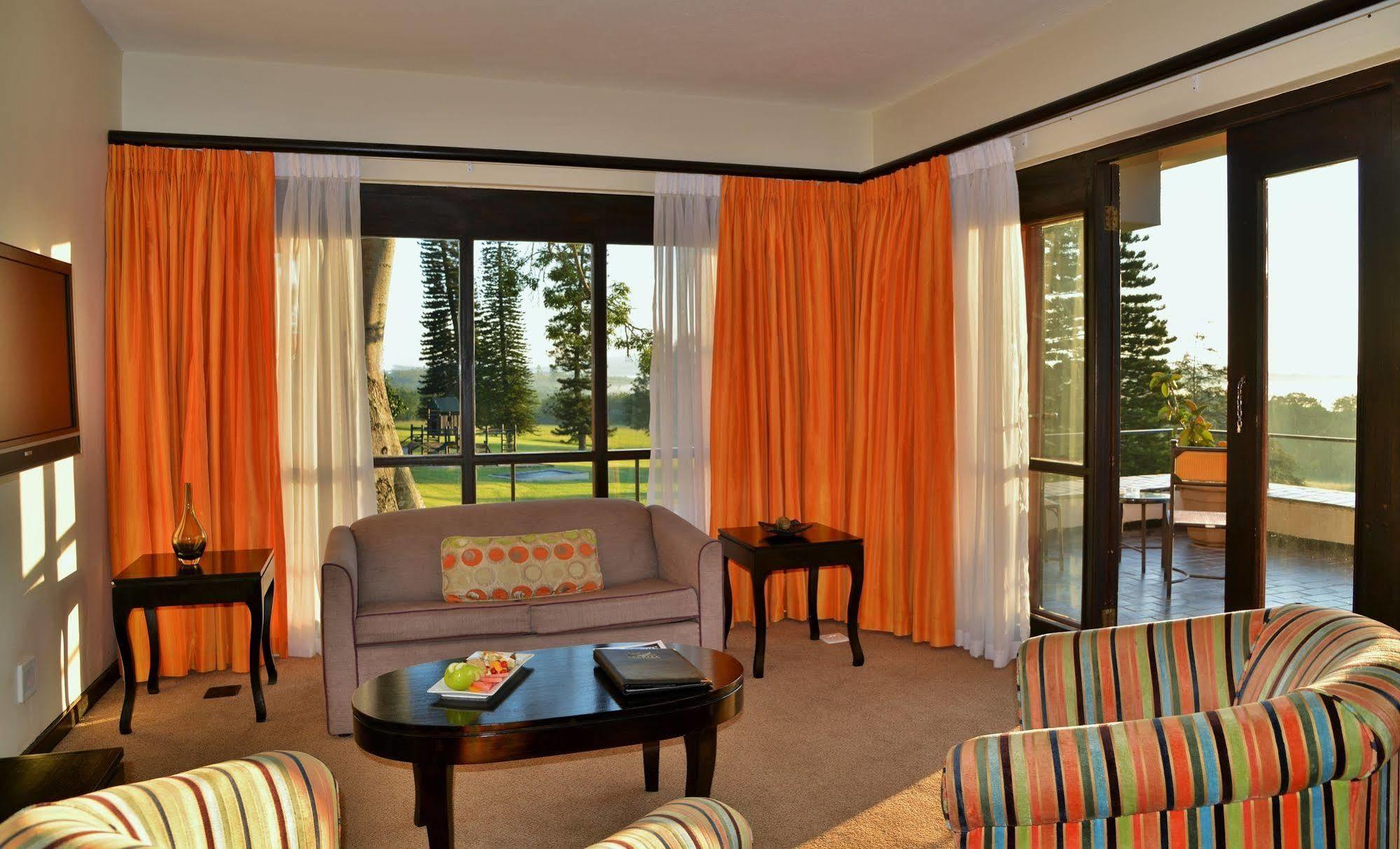Protea Hotel Winkler Вайт-Рівер Екстер'єр фото