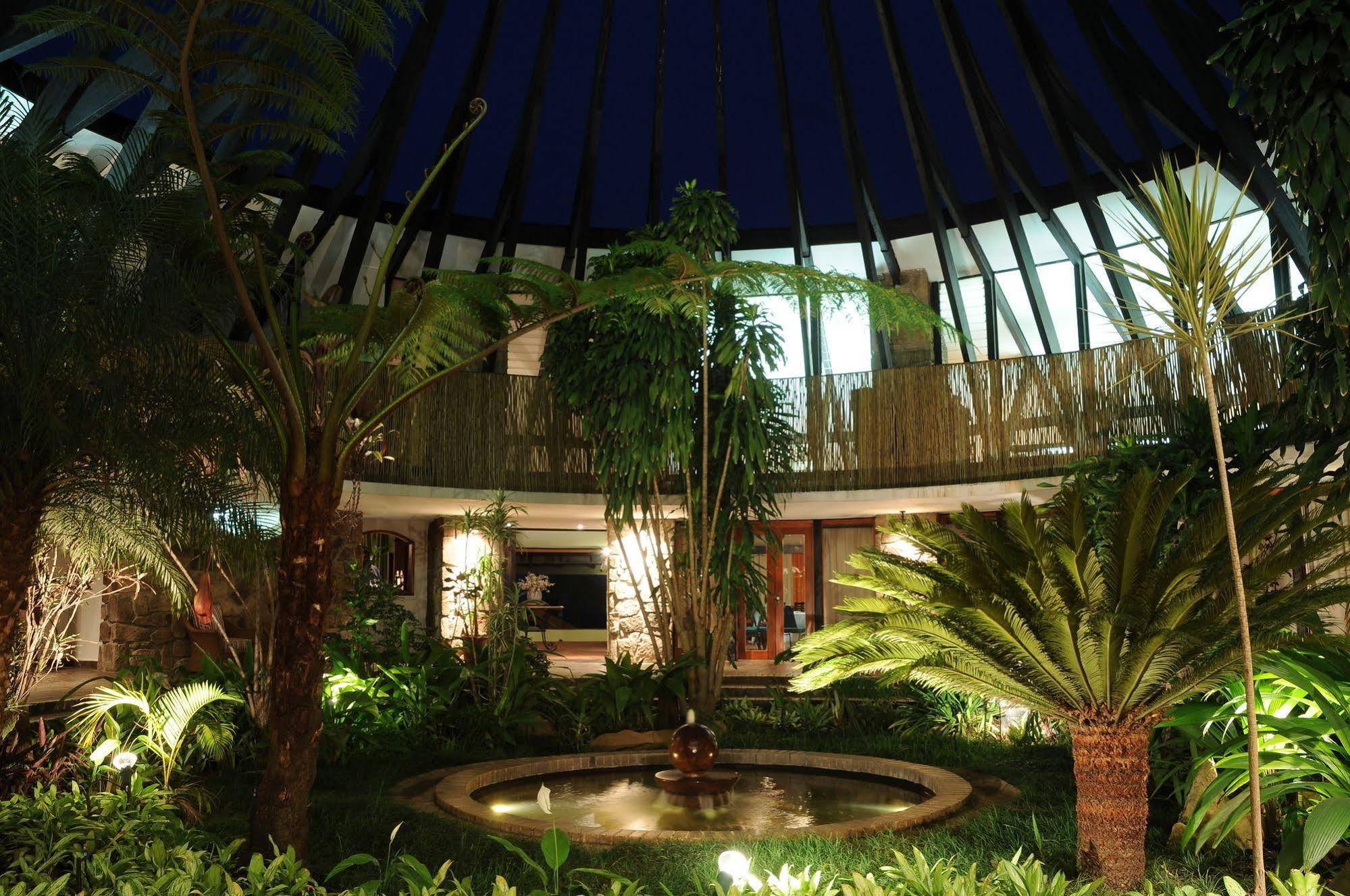 Protea Hotel Winkler Вайт-Рівер Екстер'єр фото